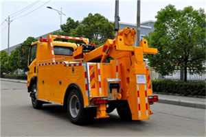 细河高速路拖车费