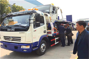 细河汽车道路救援拖车价格